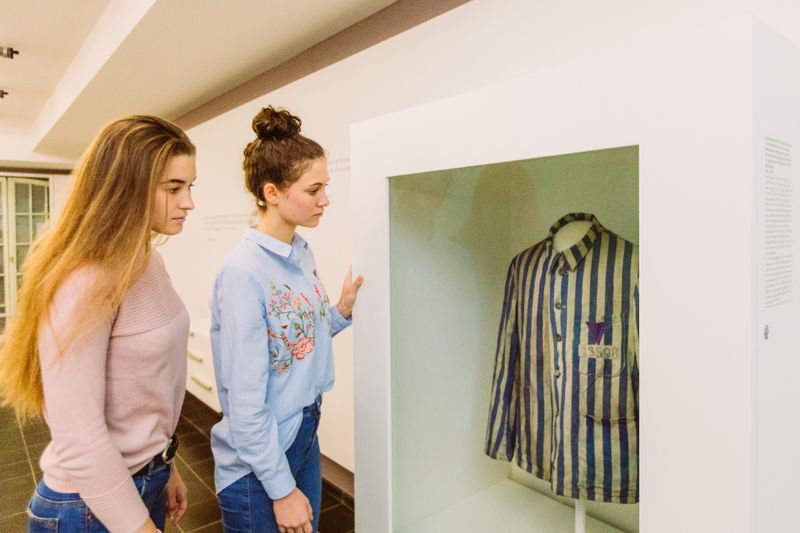 Erinnerungs- und Gedenkstätte Wewelsburg 1933 – 1945